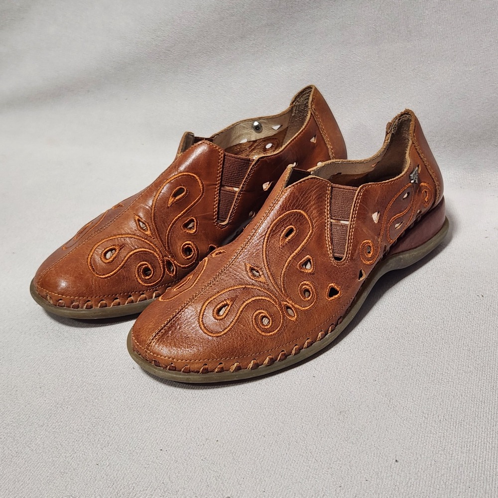Pikolinos Jerez Tan Leather Embroidered Floral Cutout Loafers EU 36 Slip On boho
